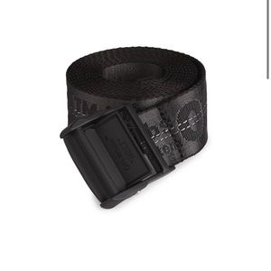 Off white industrial belt